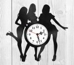 Girls silhouette vinyl record clock Free Vector