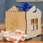 Laser Cut Candy Gift Box With Ribbon Handle 4mm Free Vector