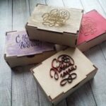 Laser Cut New Year Gift Box 100x70x40mm Plywood 3mm Free Vector