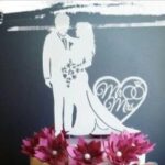 Married Couple Bride and Groom Topper Free Vector